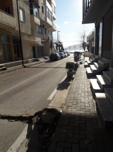 shitet-dyqani-ne-lungomare-te-rira-6.jpeg