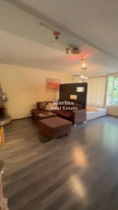 Tirane, jepet me qera shtepi 2+1+Ballkon Kati 2, 120 m² 550 € (Rruga Arkitekt Kasemi)