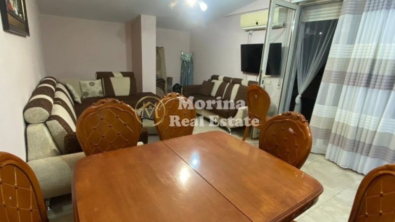 Tirane, jepet me qera apartament 1+1 Kati 6, 75 m² 700 € (Rruga Hamdi Sina)