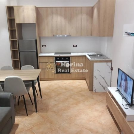 Tirane, jepet me qera apartament 2+1 Kati 1, 75 m² 400 € (Fresk)