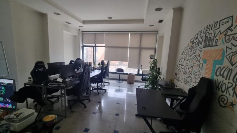 Tirane, shitet ambjent biznesi Kati 0, 350 m² 1.500.000 € (SHESHI WILLSON)