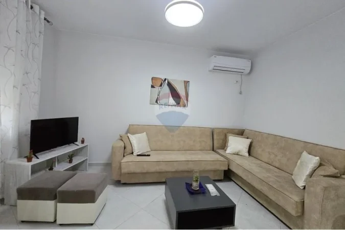Tirane, jepet me qera apartament 1+1 Kati 2, 60 m² 550 € (Shkolla Baletit)