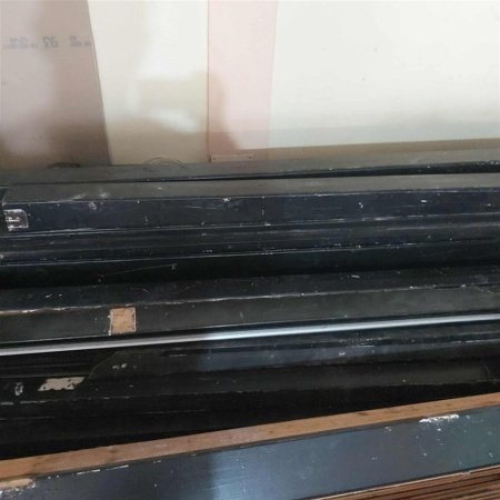 Tirane, shes Shiten Lende Druri te perdorura Tirane 350 €