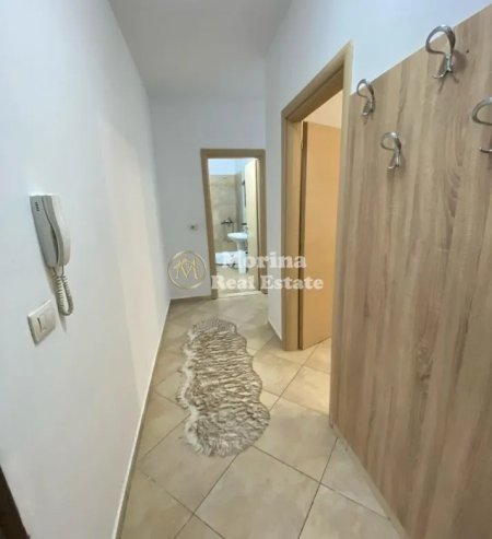 Tirane, jepet me qera apartament 2+1 Kati 8, 100 m² 550 € (Astir)