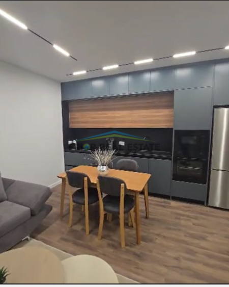 Tirane, jepet me qera apartament 2+1+ Post Paking Kati 4, 100 m² 750 € (Rruga Jordan Misja)