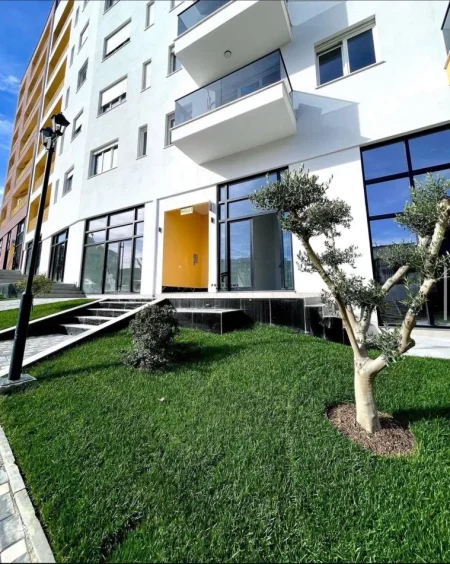Tirane, shitet apartament 2+1 Kati 3, 118 m² 200.000 € (SELITE)