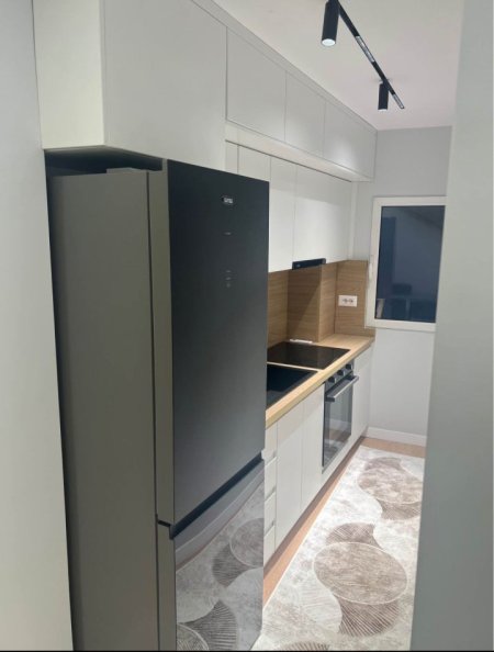 Tirane, jepet me qera apartament 1+1 Kati 3, 65 m² 500 € (SHKOLLA E BALETIT)