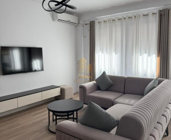 Tirane, jepet me qera apartament 2+1 Kati 2, 85 m² 800 € (Rruga Rrapo Hekali)