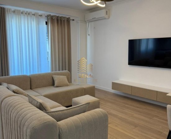 Tirane, jepet me qera apartament 2+1+Ballkon Kati 2, 85 m² 800 € (Rruga Rrapo Hekali)