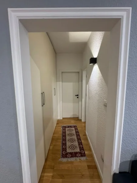 Tirane, jepet me qera apartament 2+1+Ballkon Kati 8, 82 m² 750 € (Rruga e Kosovareve)