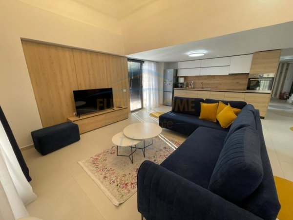 Shqiperi, jepet me qera Vile 2+1 Kati 0, 160 m² 1.470 € (Residenca Kodra E Diellit, Tiranë.)