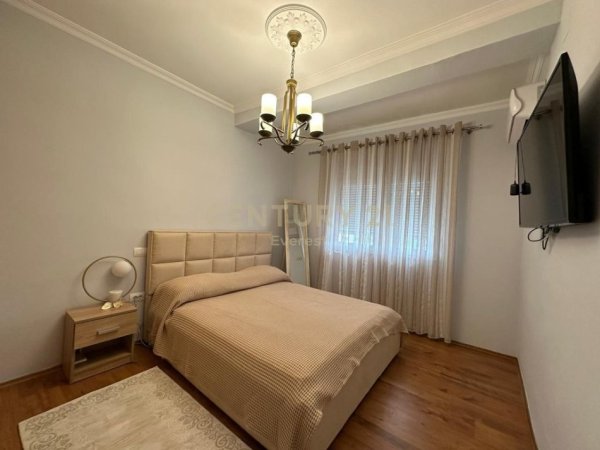 Tirane, shes apartament 3+1 Kati 5, 102 m² 250.000 € (Vasil Shanto)
