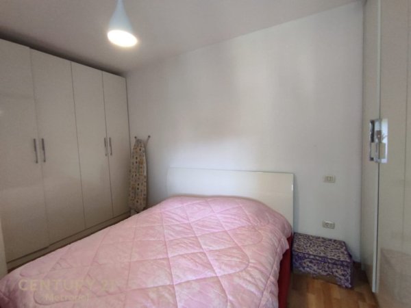 Tirane, jepet me qera apartament Kati 7, 102 m² 800 € (Qender)