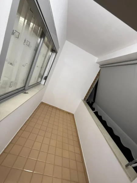 Tirane, jepet me qera nga Pronari, pa-komision apartament 1+1+Ballkon Kati 4, 76 m² 550 € (Rruga Teodor Keko)