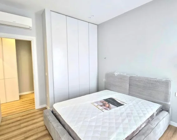 Me Qera : 1+1📍Liqeni I That (Rezidenca Green Valley) - 1300€ || +1 Post Parkimi - S.77m² - Investim Premium✨