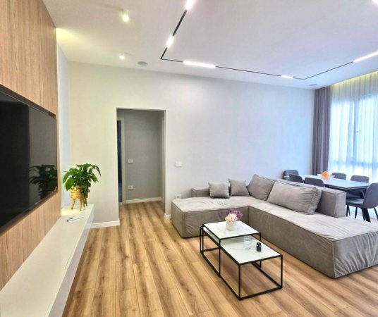 Me Qera : 1+1📍Liqeni I That (Rezidenca Green Valley) - 1300€ || +1 Post Parkimi - S.77m² - Investim Premium✨