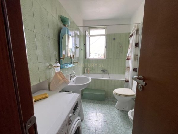 Vlore, shitet apartament 2+1 Kati 4, 60 m² 85.000 € (Gjykata Vjeter , Vlore)