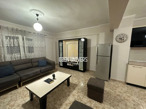 Tirane, jepet me qera apartament 2+1+Ballkon Kati 6, 120 m² 600 € (Laprakë, Rruga Dritan Hoxha Tirana, Albania)