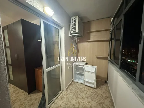 Tirane, jepet me qera apartament 2+1+Ballkon Kati 6, 120 m² 600 € (Laprakë, Rruga Dritan Hoxha Tirana, Albania)