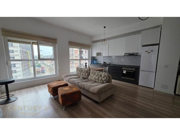 Tirane, jepet me qera apartament 2+1 Kati 3, 76 m² 600 € (Mangalem)