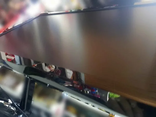 Lushnje, shes Monitorin "Philips 247E " 24 inch. Butonat me prekje. Lidhje me VGA dhe DVI. Cmimi 29 mij te vjetra