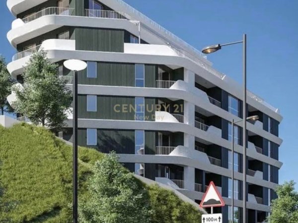 Tirane, shes apartament 1+1 Kati 3, 80 m² 160.000 € (Liqeni Thate)