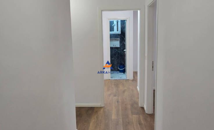 Tirane, shitet apartament 2+1+Ballkon Kati 7, 93 m² 218.000 € (ZOGU I ZI)