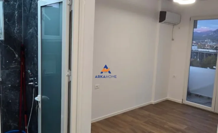 Tirane, shitet apartament 2+1+Ballkon Kati 7, 93 m² 218.000 € (ZOGU I ZI)