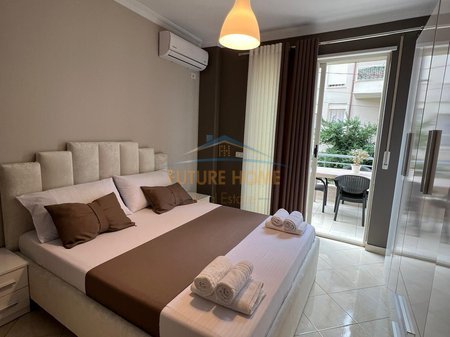 Tirane, jepet me qera apartament 1+1 Kati 2, 80 m² 600 € 