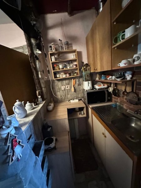 Tirane, jepet me qera apartament 1+1 Kati 3, 55 m² 500 € (Pazari i Ri)