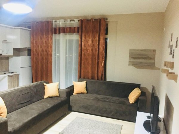 Elbasan, shitet nga Pronari, pa-komision apartament 2+1+Ballkon Kati 7, 105 m² 105.000 € (https://maps.app.goo.gl/Uxg1UYDqko38kLGEA?g_st=ipc)