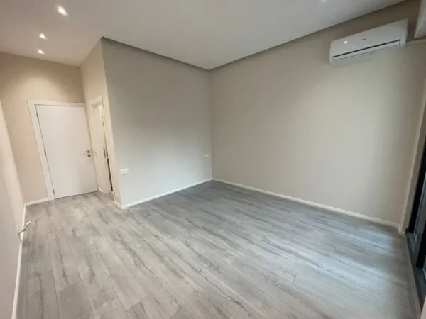 Tirane, shes apartament 2+1+Aneks+Ballkon Kati 7, 199 m² 340.000 € 