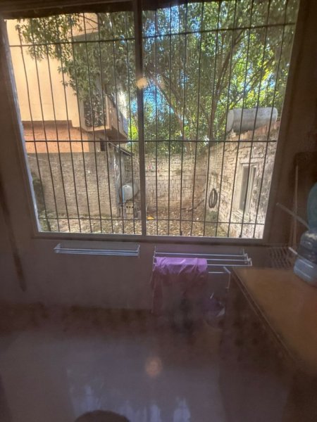 Tirane, jepet me qera apartament 2+1+Ballkon Kati 0, 70 m² 650 € (Vasil Shanto)