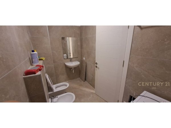 Tirane, shes apartament 2+1+Aneks+Ballkon Kati 5, 98 m² 205.000 € (ASL 2, Profarma)