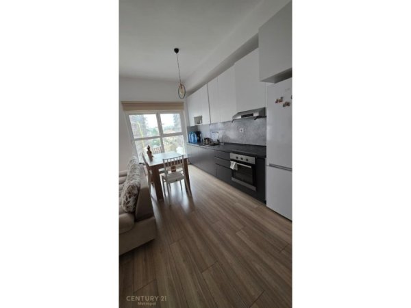 Tirane, jap me qera apartament 2+1 Kati 3, 76 m² 600 € 