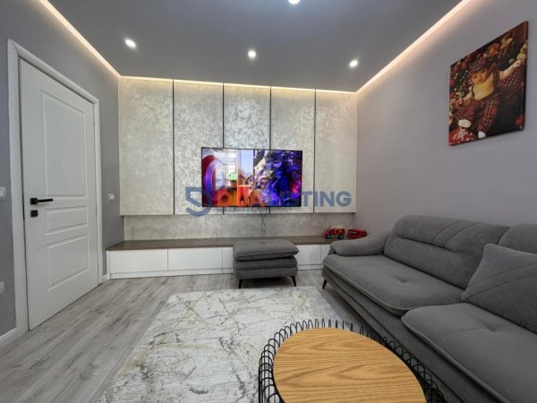 Tirane, shitet apartament 2+1 Kati 5, 110 m² (astir)