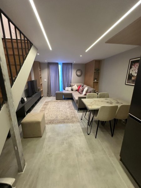 Tirane, shes apartament 1+1 , 73 m² 119.000 € (Rruga e Kavajes)