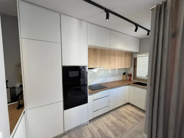 Tirane, shitet apartament 2+1 Kati 5, 110 m² (Astir)