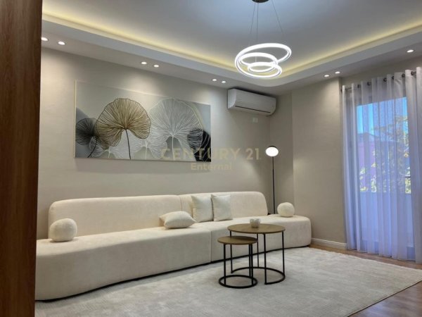 Tirane, shes apartament 2+1+Aneks+Ballkon Kati 2, 107 m² 173.000 € 