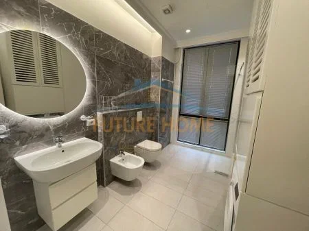 Shqiperi, jepet me qera apartament 2+1 Kati 2, 125 m² 1.300 € 