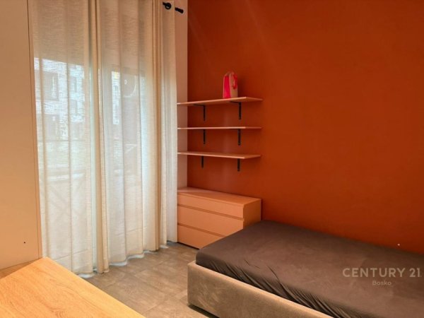 Tirane, shes apartament 2+1+Aneks+Ballkon Kati 1, 66 m² 165.000 € (Kompleksi Magnet)