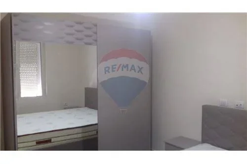 Tirane, jepet me qera apartament 2+1 Kati 2, 70 m² 600 € (Rruga e Durresit)