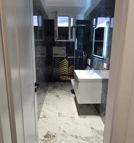 Tirane, shitet apartament 2+1+Ballkon Kati 7, 93 m² 218.000 € (Prokuroria e Tiranes)