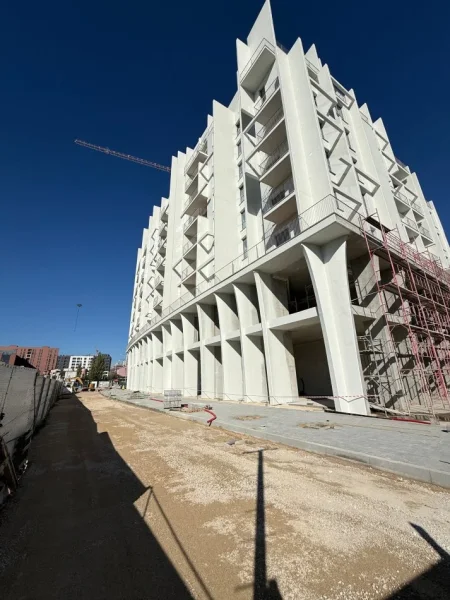 Tirane, shitet apartament 2+1 , 124 m² (Bulevardi i Ri)