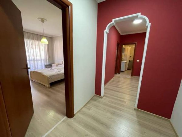 Tirane, jap me qera apartament 2+1+A+BLK Kati 2, 120 m² 650 Euro (Rruga e Bogdaneve)