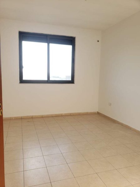 Tirane, shes apartament Kati 11, 118 m² 180000 Euro (Garda e Republikes)