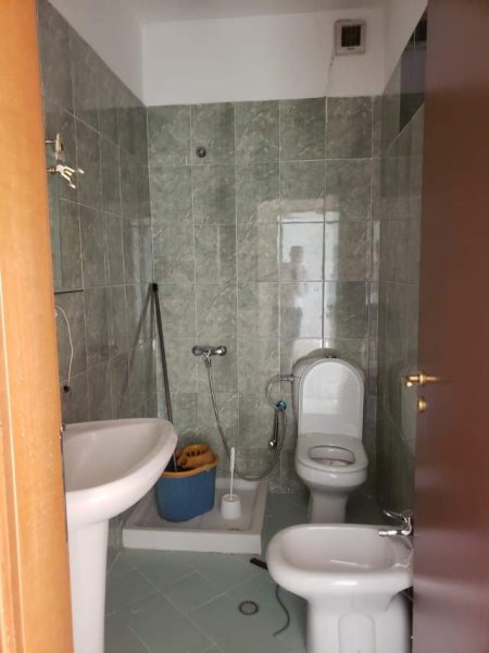 Tirane, shes apartament Kati 11, 118 m² 180000 Euro (Garda e Republikes)