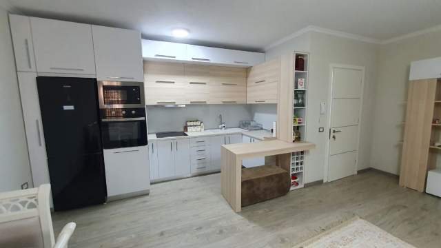 Apartament 2+1 me qira prane Tv Klanit