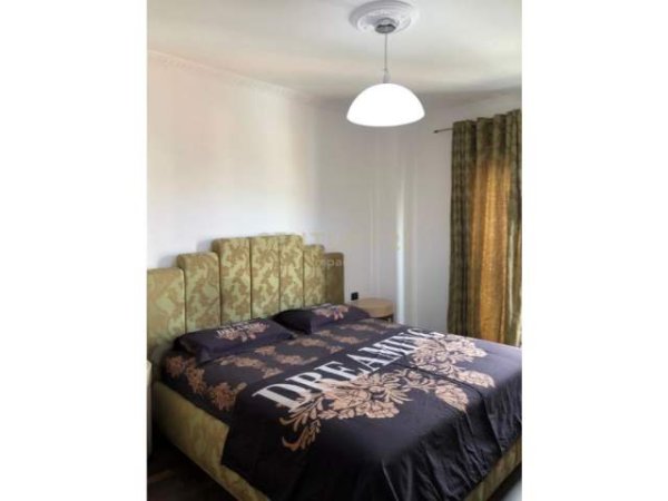 Tirane, jepet me qera apartament duplex 2+1+BLK Kati 9, 123 m² 1.100 Euro (Rruga Kajo Karafili Tirana, Albania)
