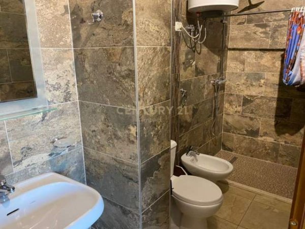 Tirane, jap me qera apartament 2+1+BLK Kati 6, 143 m² 450 Euro (Selvia)